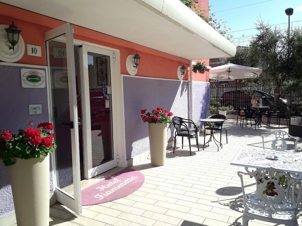 רימיני Hotel Fiammetta מראה חיצוני תמונה