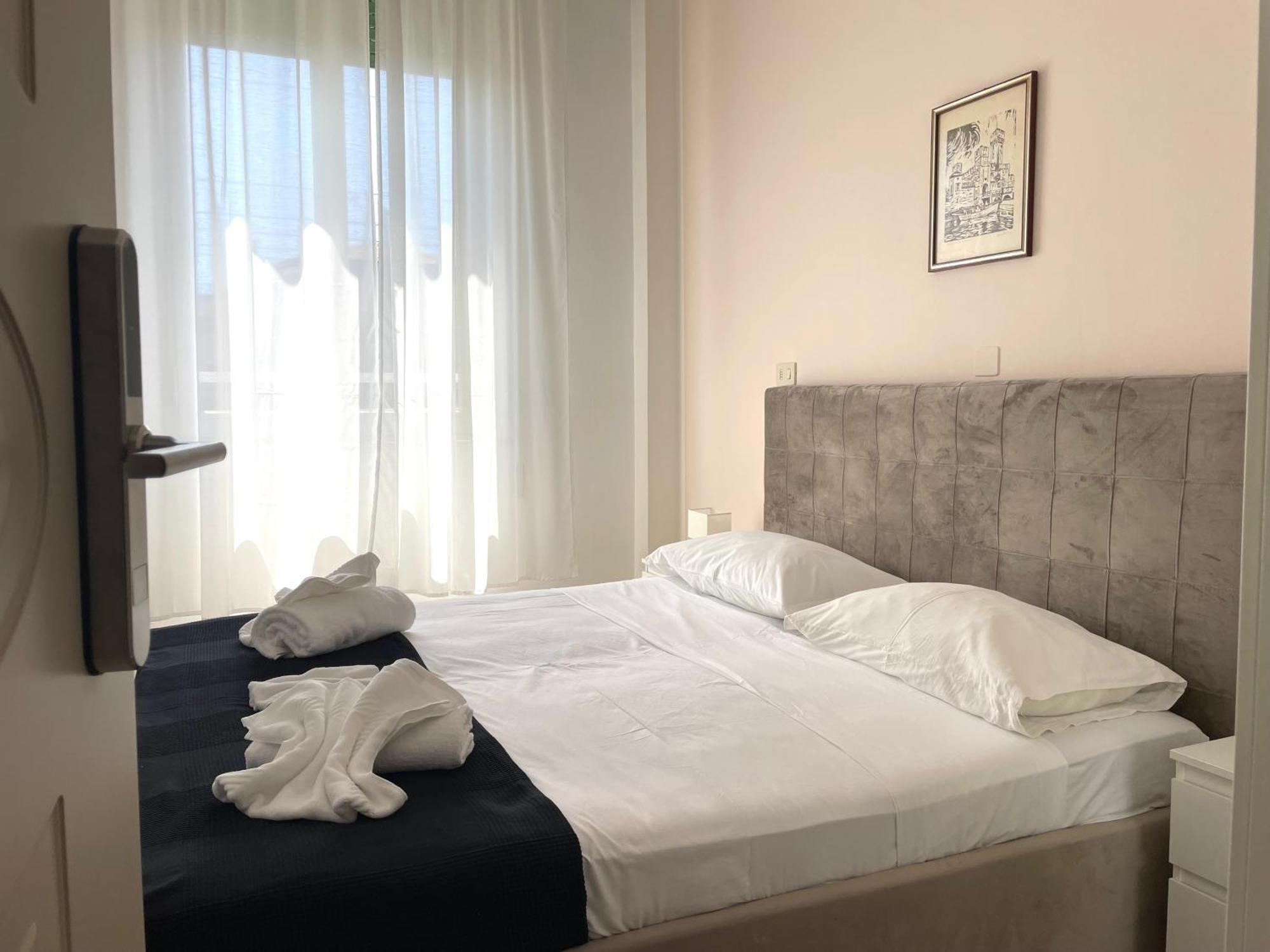 רימיני Hotel Fiammetta מראה חיצוני תמונה